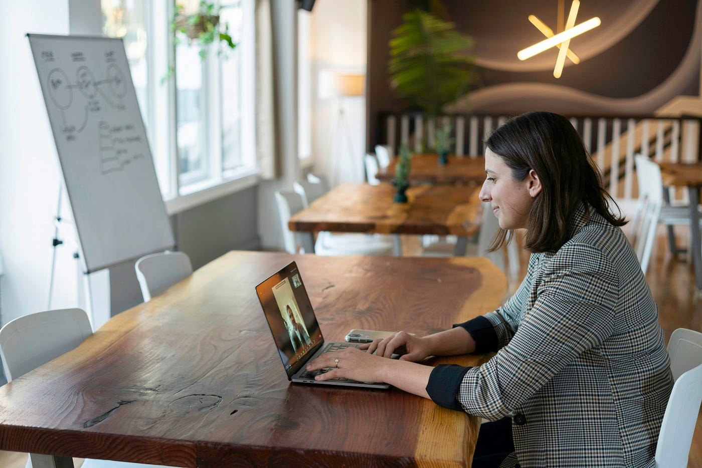 How to Get Remote High Ticket Sales Jobs With No Experience