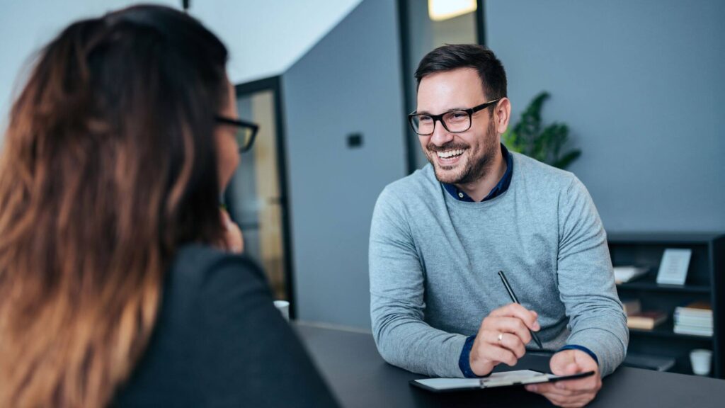 The Ultimate Guide to High Ticket Closing Skills for Sales Professionals
